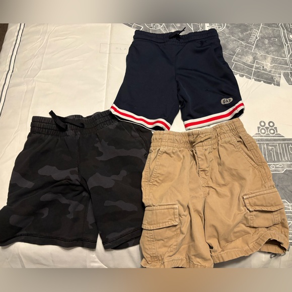 GAP Other - Boys Shorts Bundle - Size 3-5
